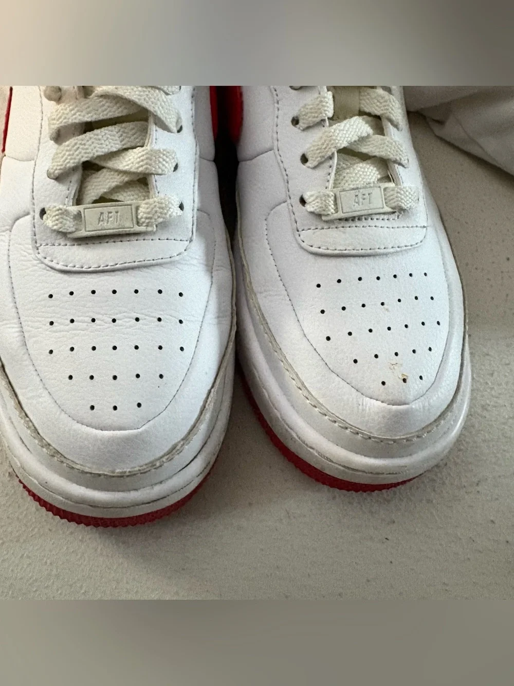 Nike Air Force 1 Low White Red Leather Sneakers Women’s 9.5 EU 41 Casual